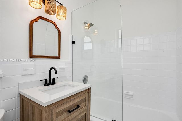 1275 Marseille Dr 42, Miami Beach, FL 33141