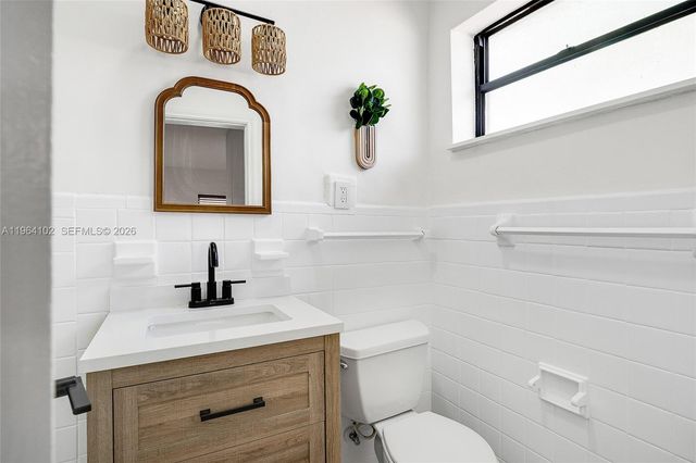 1275 Marseille Dr 42, Miami Beach, FL 33141