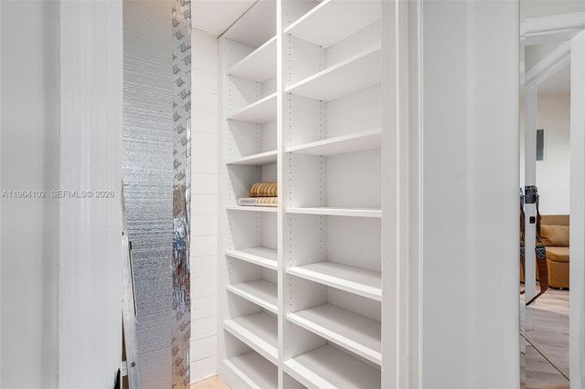 1275 Marseille Dr 42, Miami Beach, FL 33141