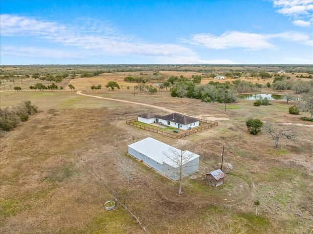 524 Hackemack Road, Round Top, TX 78954