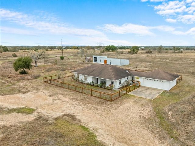 524 Hackemack Road, Round Top, TX 78954