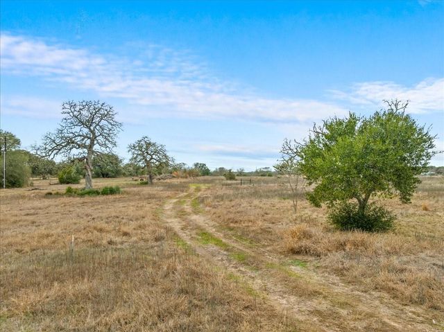 524 Hackemack Road, Round Top, TX 78954