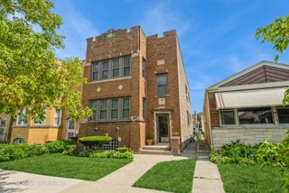 4933 N Kilpatrick Avenue, Chicago, IL 60630