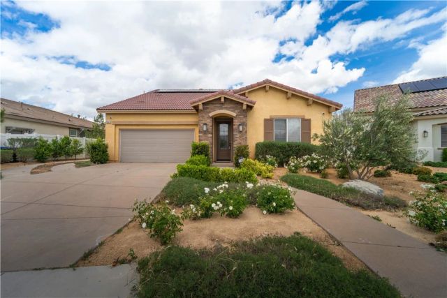 2041 Cork Oak Street, Palmdale, CA 93551