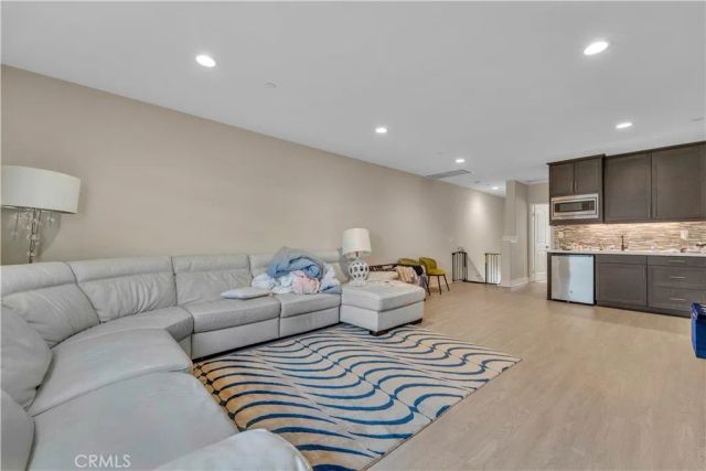 2041 Cork Oak Street, Palmdale, CA 93551