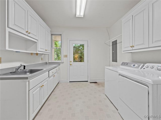 9313 Owl Trace Ct, Chesterfield, VA 23838