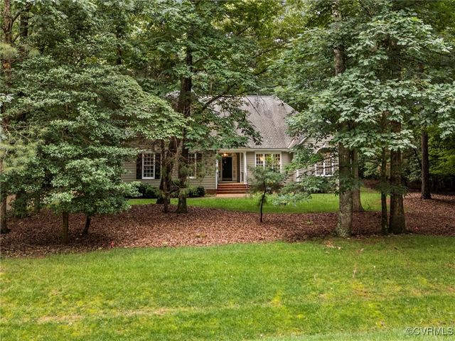 9313 Owl Trace Ct, Chesterfield, VA 23838