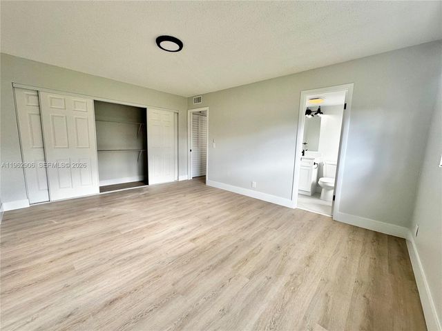 213 N Oakridge N 213, Deerfield Beach, FL 33442