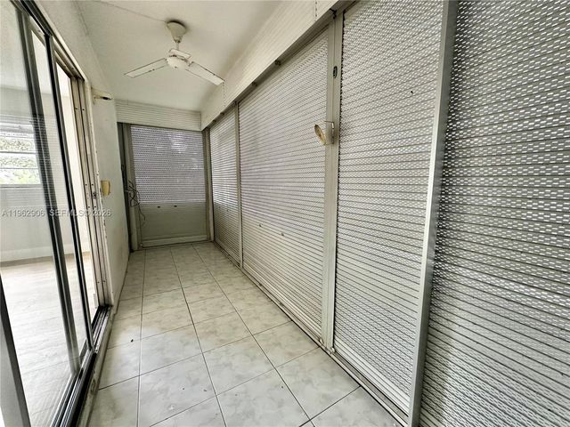 213 N Oakridge N 213, Deerfield Beach, FL 33442