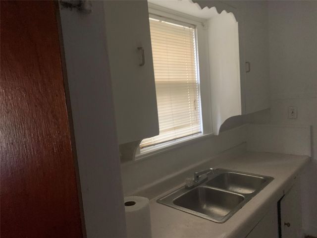 2327 Dathe Street, Dallas, TX 75215