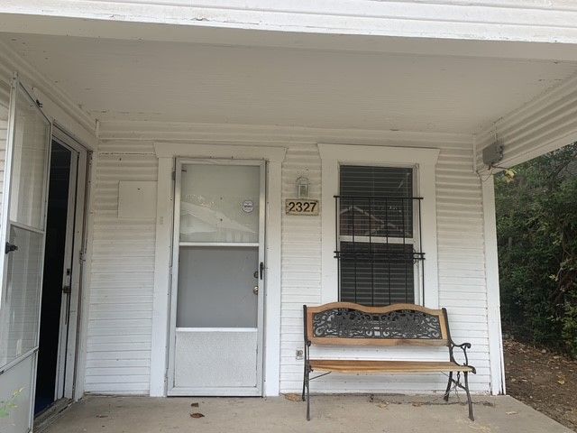 2327 Dathe Street, Dallas, TX 75215