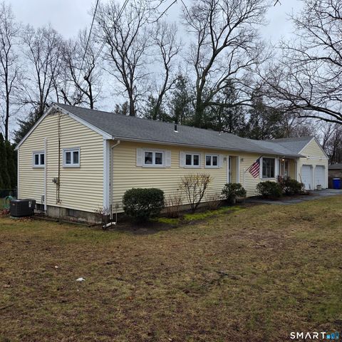 24 Coolidge Street, Windsor Locks, CT 06096