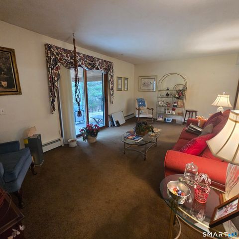 24 Coolidge Street, Windsor Locks, CT 06096