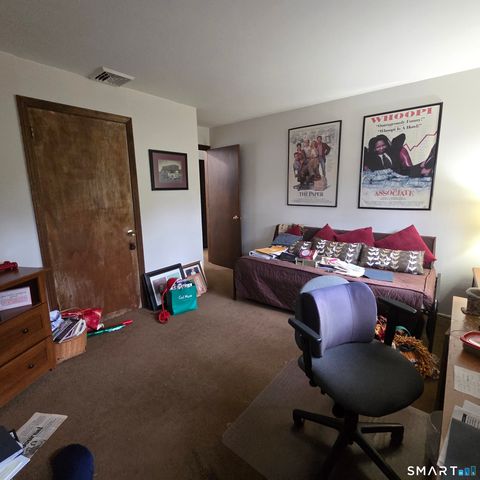 24 Coolidge Street, Windsor Locks, CT 06096