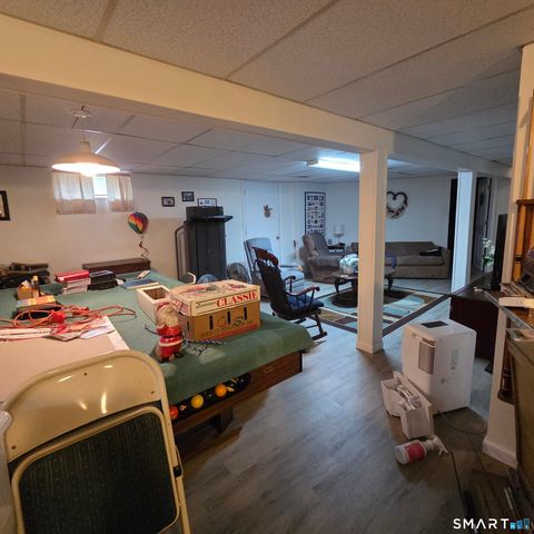 24 Coolidge Street, Windsor Locks, CT 06096