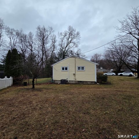 24 Coolidge Street, Windsor Locks, CT 06096