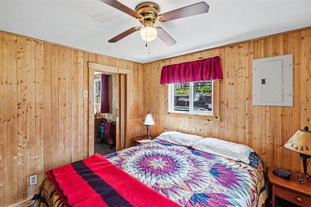 880 W Lincoln Avenue, White Cloud, MI 49349