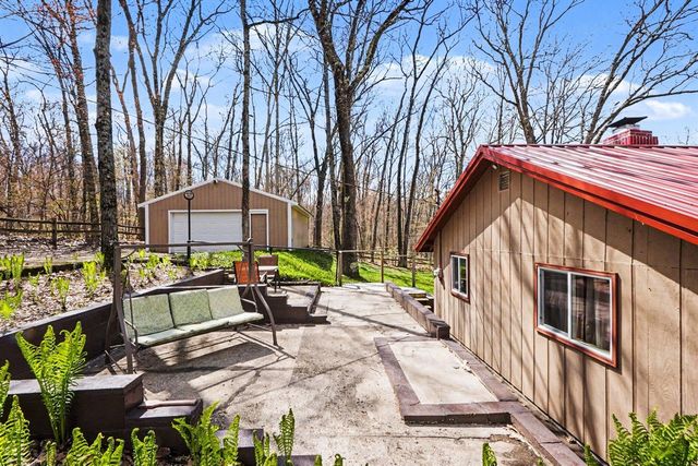 880 W Lincoln Avenue, White Cloud, MI 49349