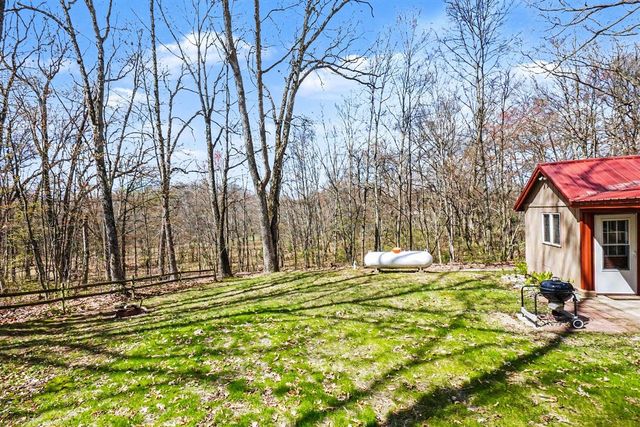 880 W Lincoln Avenue, White Cloud, MI 49349