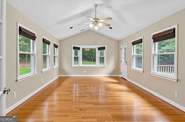 294 N Briar Ridge, Woodstock, GA 30189