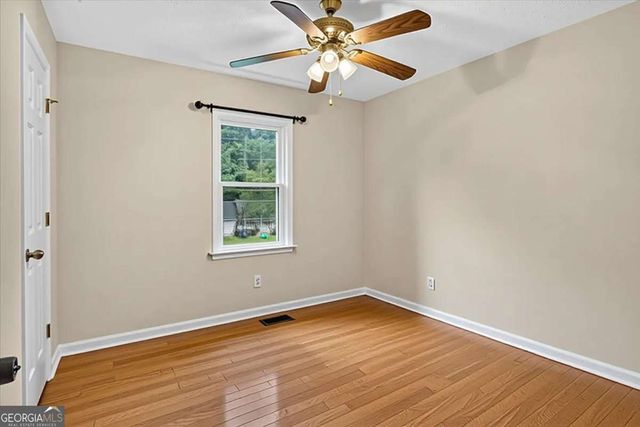 294 N Briar Ridge, Woodstock, GA 30189