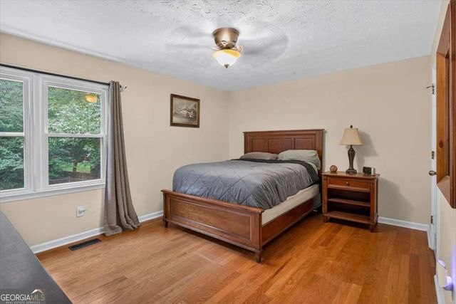 294 N Briar Ridge, Woodstock, GA 30189