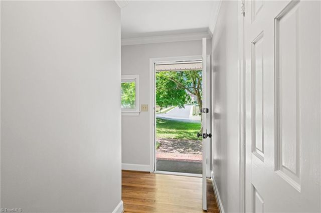 2881 Monticello Drive, Winston-salem, NC 27106