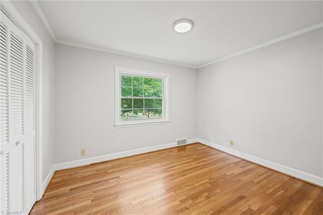 2881 Monticello Drive, Winston-salem, NC 27106