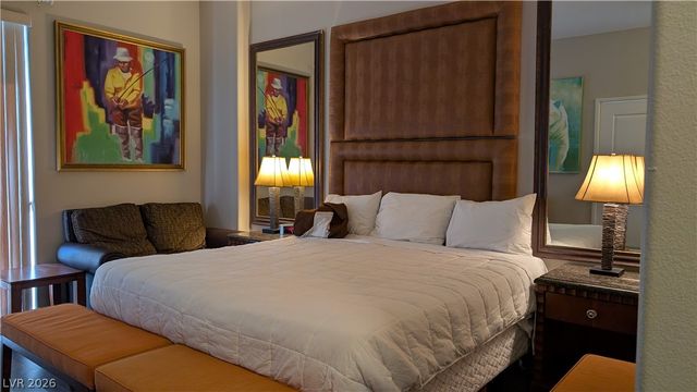 8255 Las Vegas Boulevard 415, Las Vegas, NV 89123