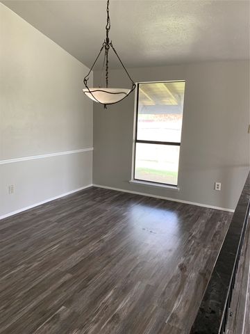 5260 Pruitt Drive, The Colony, TX 75056