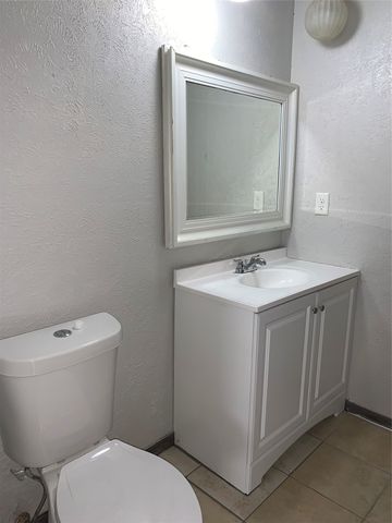 5260 Pruitt Drive, The Colony, TX 75056
