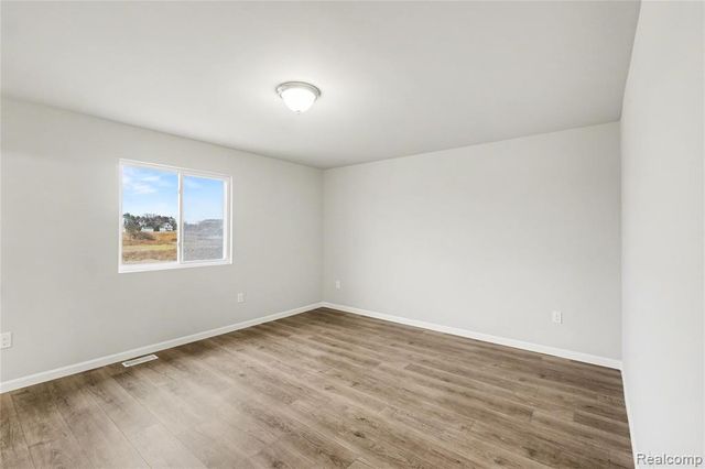 12521 Sharp Road, Linden, MI 48451