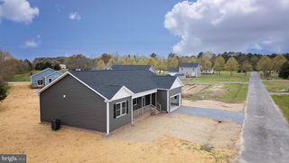 310 TRINITY ALY, East New Market, MD 21631