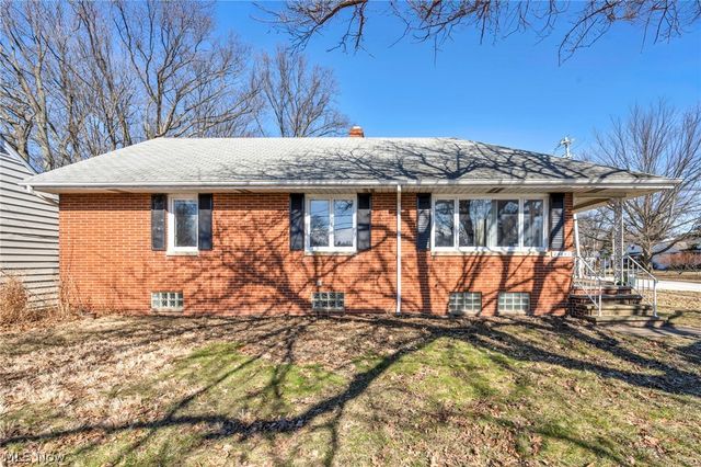 25641 Glenbrook Boulevard, Euclid, OH 44117
