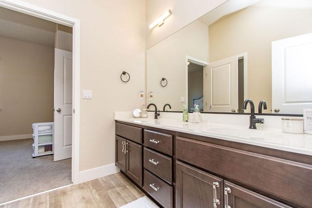 2354 Ruthie Ave, Manteca, CA 95337