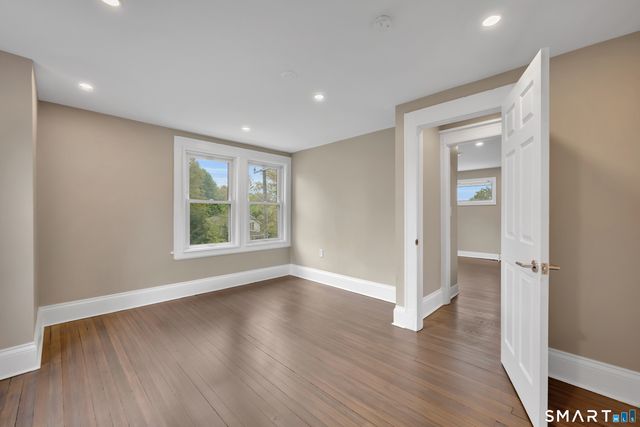 135 Greenwood Avenue, Waterbury, CT 06704
