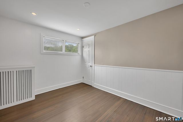 135 Greenwood Avenue, Waterbury, CT 06704