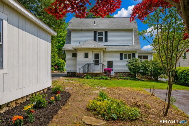 135 Greenwood Avenue, Waterbury, CT 06704