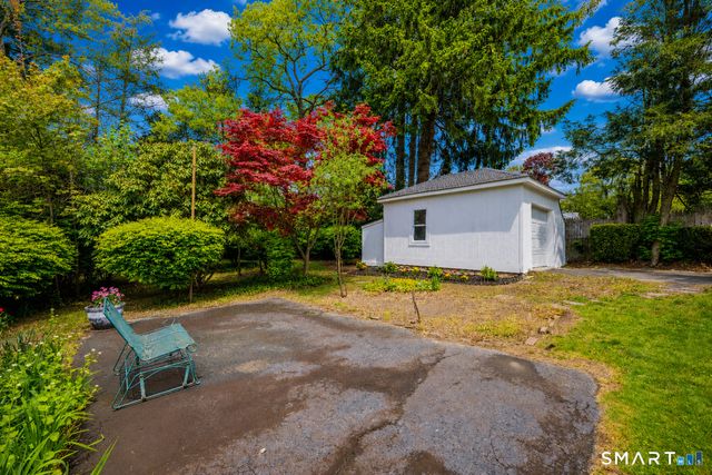 135 Greenwood Avenue, Waterbury, CT 06704