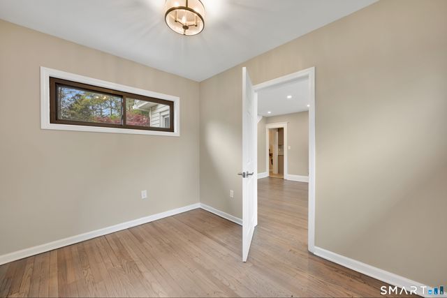 135 Greenwood Avenue, Waterbury, CT 06704