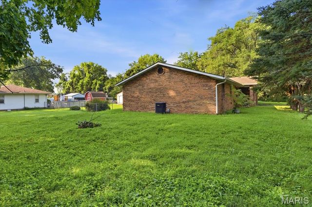 230 Bruce Drive, Cahokia, IL 62206