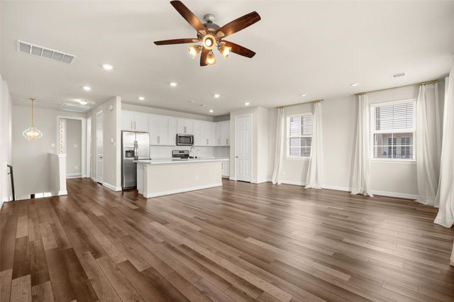 18223 Crystal Knoll Drive, Cypress, TX 77433