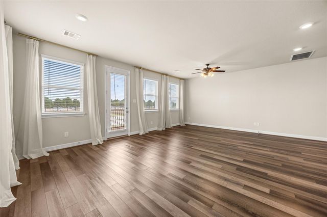 18223 Crystal Knoll Drive, Cypress, TX 77433