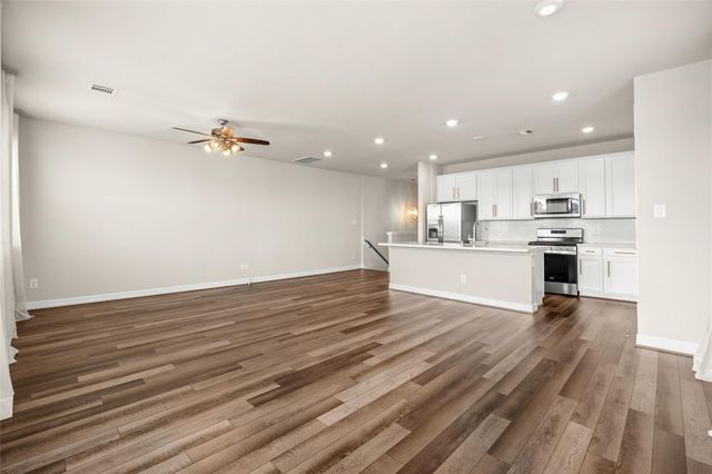 18223 Crystal Knoll Drive, Cypress, TX 77433