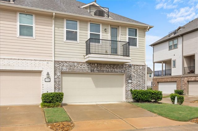 18223 Crystal Knoll Drive, Cypress, TX 77433