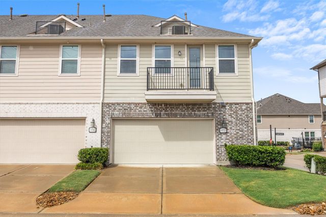 18223 Crystal Knoll Drive, Cypress, TX 77433