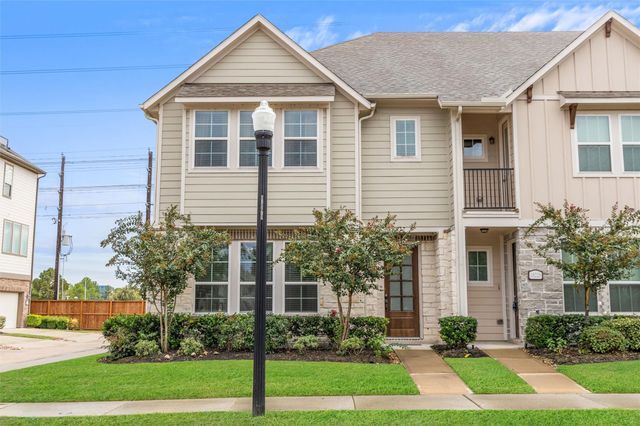 18223 Crystal Knoll Drive, Cypress, TX 77433