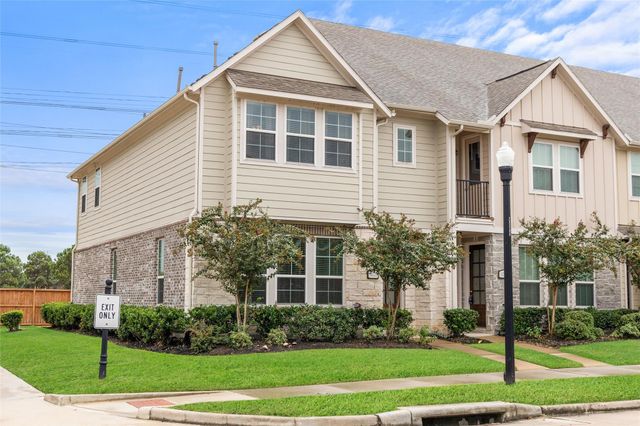 18223 Crystal Knoll Drive, Cypress, TX 77433