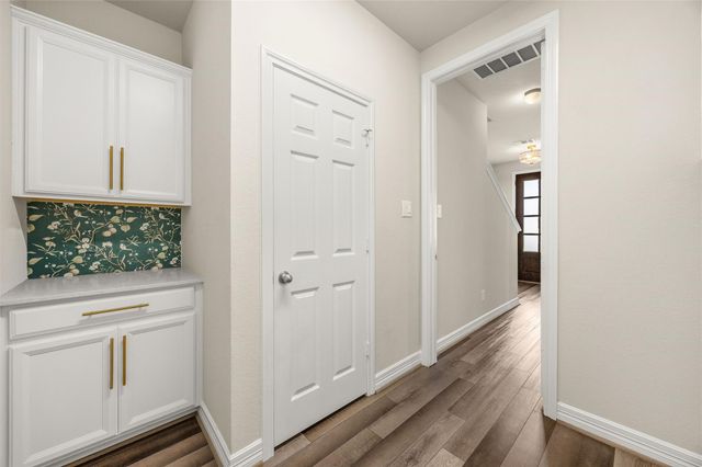 18223 Crystal Knoll Drive, Cypress, TX 77433