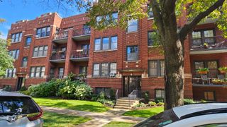 924 Wesley Avenue 2, Oak Park, IL 60304
